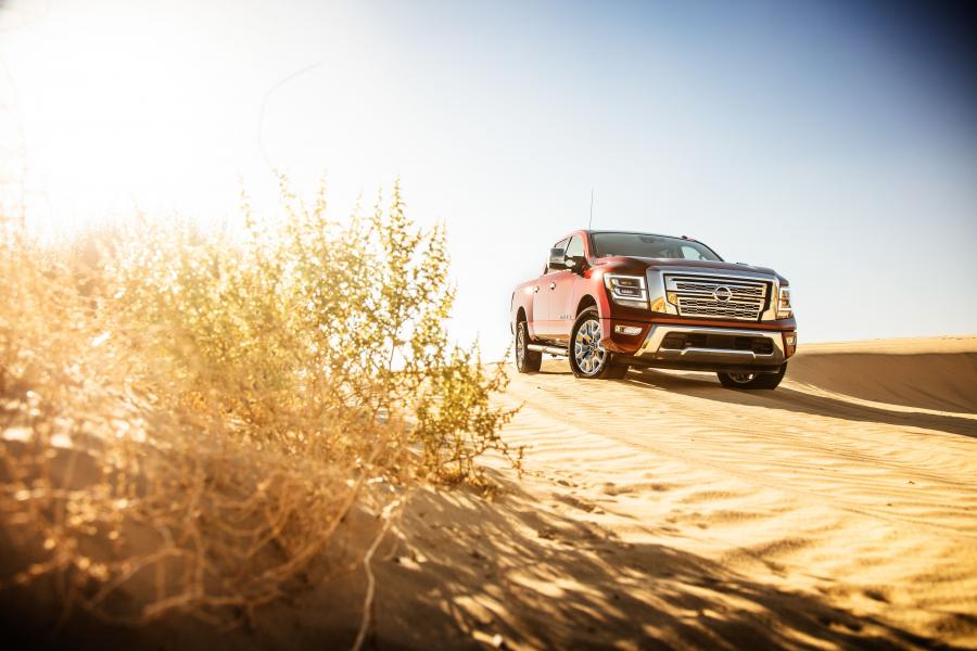  Nissan Titan SL Crew Cab 2019 года  (фото 6 из 29)